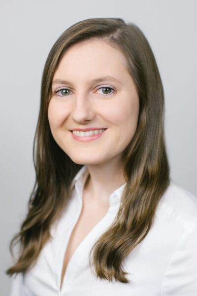 Porträtfoto von Stefanie Zimmermann